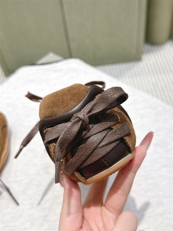 2025112716569564 310